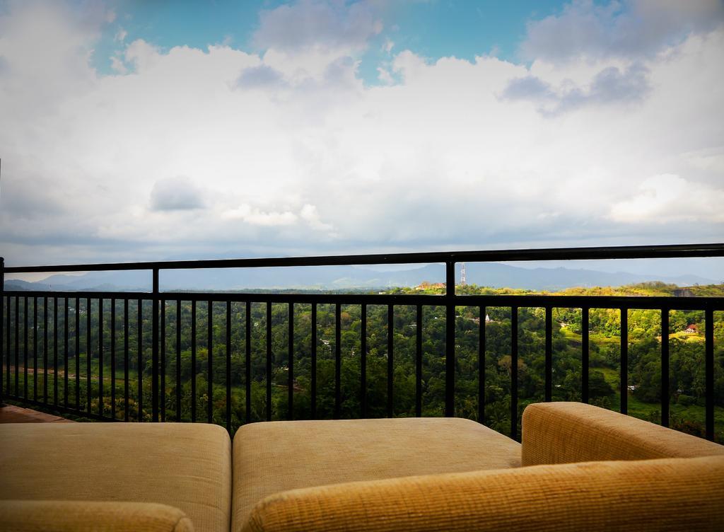 Romance Hills Hotel Kandy Ngoại thất bức ảnh